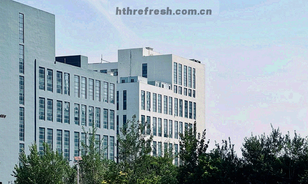 世界地图上分布着多座城市的赛事数据节点亮点